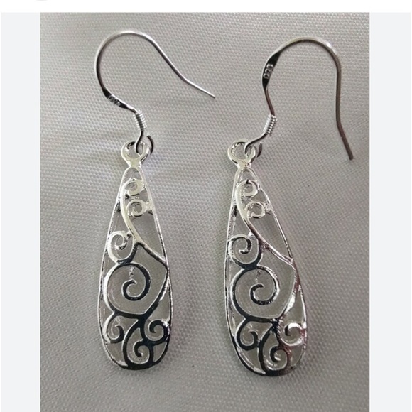 FREE VINTAGE Inspired Silver Filagree Bohemian Dangle Earrings NIB - Picture 3 of 7